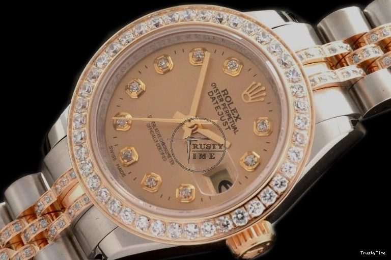 0802 RDJLD0056 – DJ Ladies TimelessDesign 781